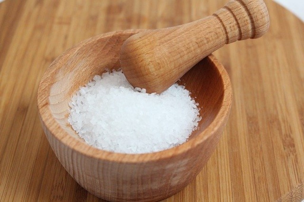 Viete si správne vybrať kuchynskú soľ? Ktorá podporí vaše zdravie?